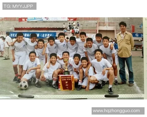 记忆中的绿茵传奇那些年我们追逐的足球明星们