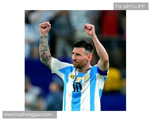 超快速度足球明星的传奇之路与赛场上的惊艳表现 超快速度足球明星的传奇之路与赛场上的惊艳表现