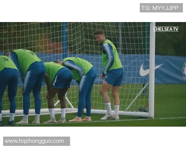 足球明星意外撞击队友瞬间引发热议视频曝光引发球迷广泛讨论 足球明星意外撞击队友瞬间引发热议视频曝光引发球迷广泛讨论